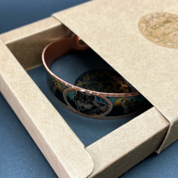 Copper Wolf Bracelet with magnets and rose gold Accents - Picture 8 of 11